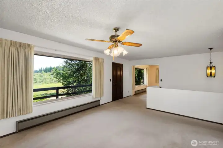 The oversized picture windows will make you reach for your artist's brush to paint the glorious landscape.
