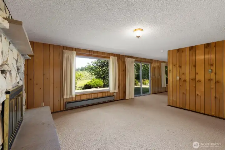 A great extra space for entertaining with easy access to the property.