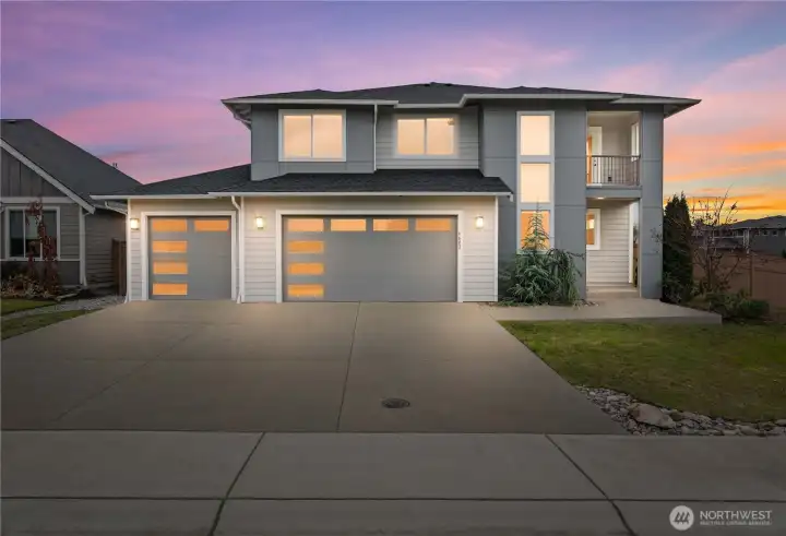 Home Sweet Home! Stunning PNW Corner lot home in Elk Run, with front views of the Cascades & Mt. Rainier.