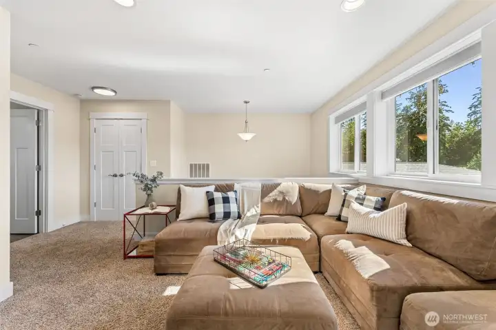 upstairs hangout space / gaming area