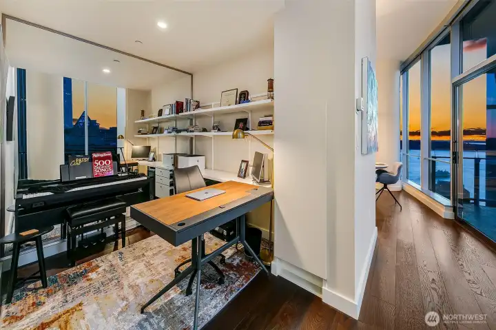 expansive den/ home office or guest area