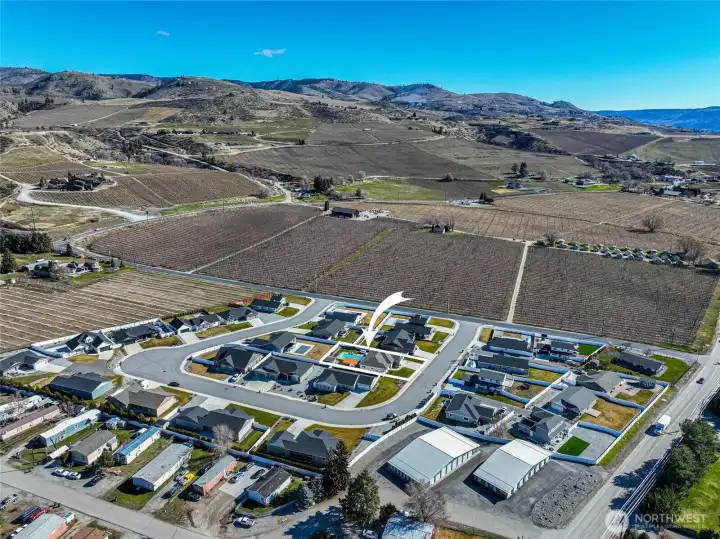 Nestled among Chelan Valley orchards and scenic hills.