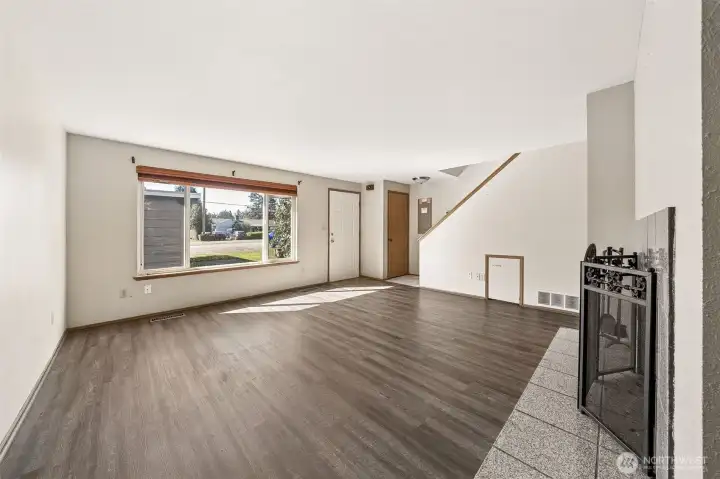 Mian Living Space 5907