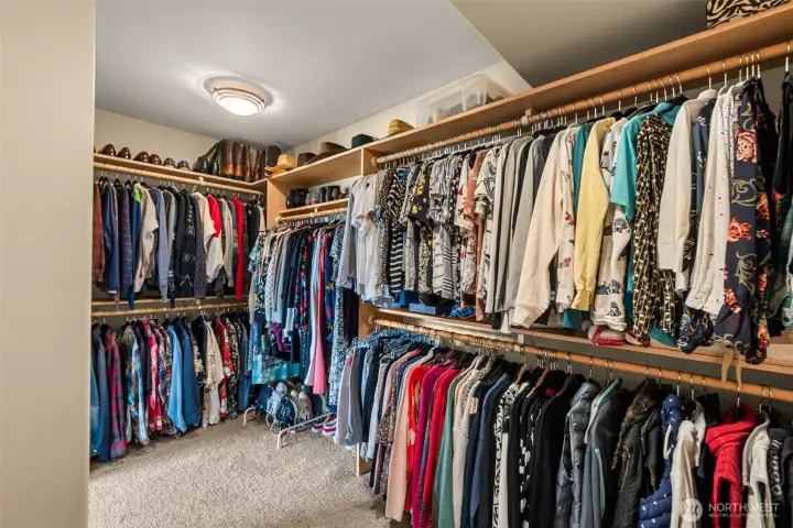Walk in closet