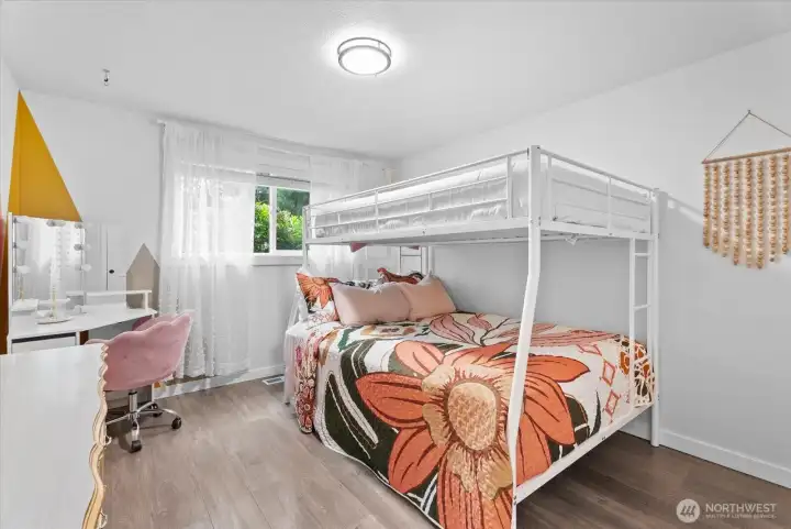 Bedroom 3 – Generous secondary bedroom.