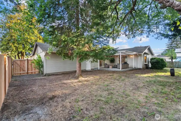 Backyard – Plenty of room for entertaining, pets, gardening, or play.