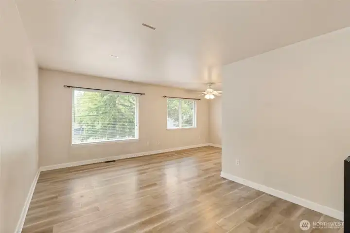 Spacious Living Room Spacious Living Room