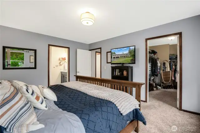 Primary Suite Bedroom