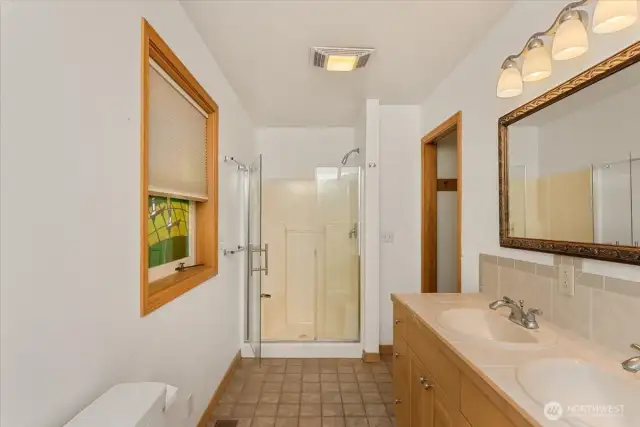 Primary suite full bathroom