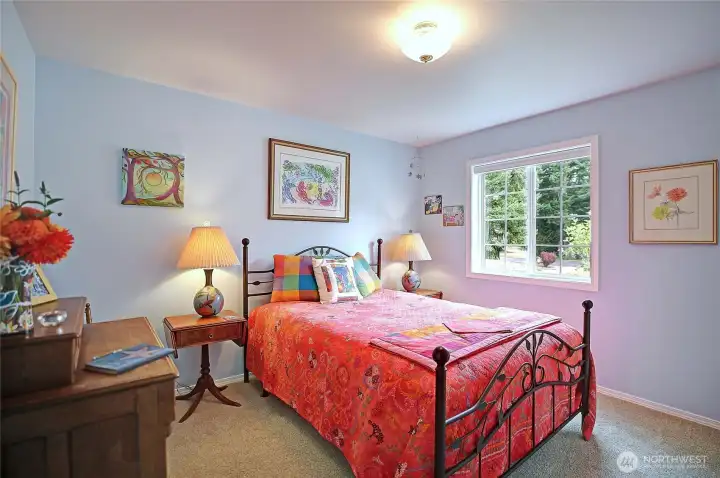 Big guest bedroom