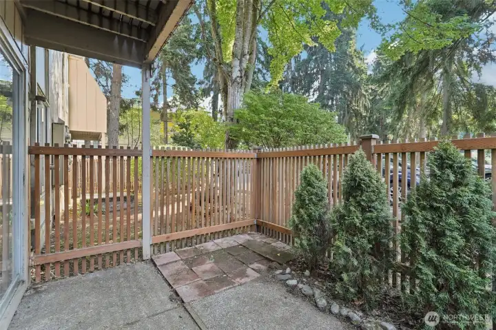 Fully Enclosed Deck/Patio