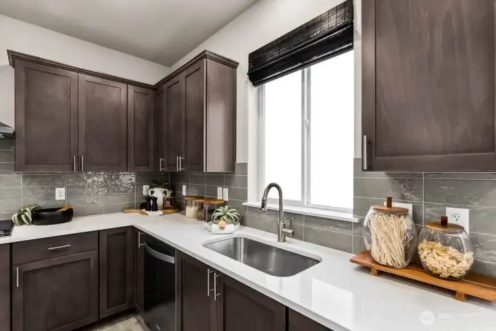 Photo rendering is representational. Actual home is under construction and finishes, elevation, and paint colors may vary. See site agent for details.