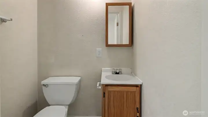 Half bath off bonus room