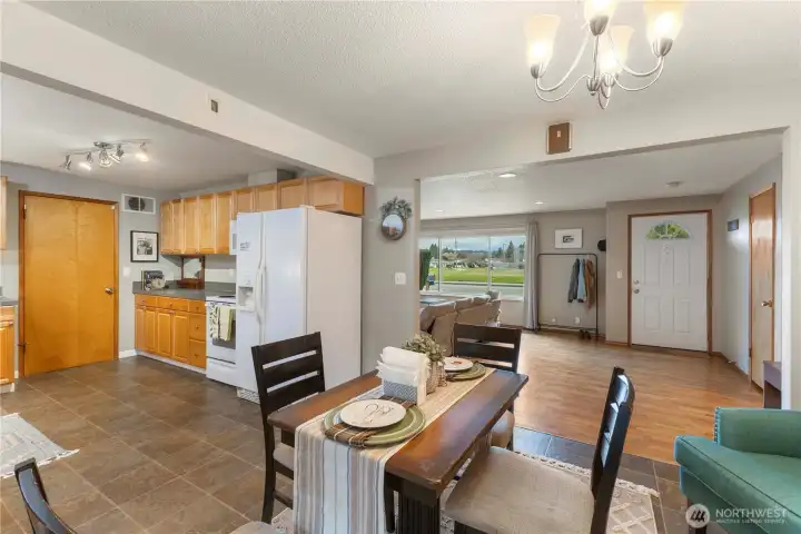 Nice neutral colors and lots of space to move around in main living areas.