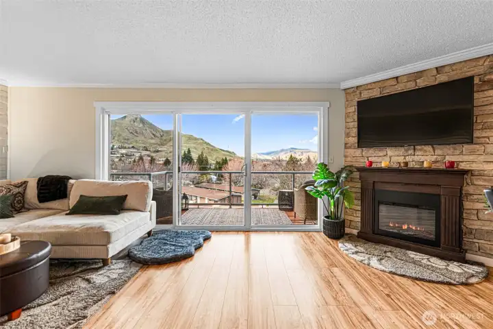 Fabulous views great you from the moment you enter.