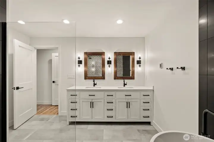 Primary bath.