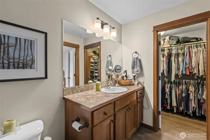 Primary bath and walk in closet