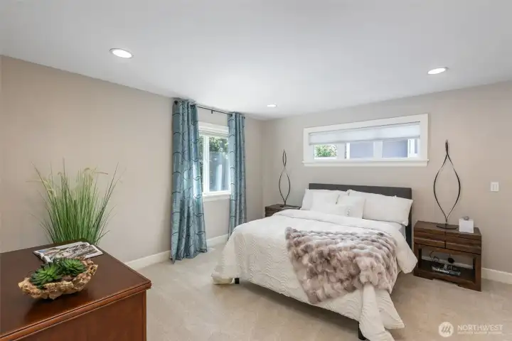 Guest room.