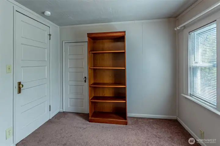 Upstairs bedroom 1