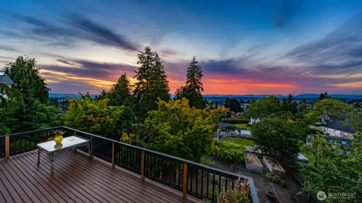 Enjoy sunrise views like this. Enjoy sunrise views like this.