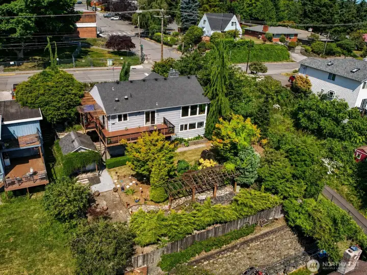 Aerial shot. Community garden to the right of the subject property Aerial shot. Community garden to the right of the subject property