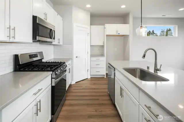 Interiors photos of Homesite 8.