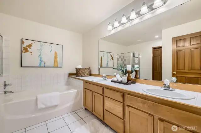 5 pc Master Bath