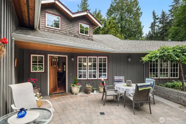 Front entry to home.