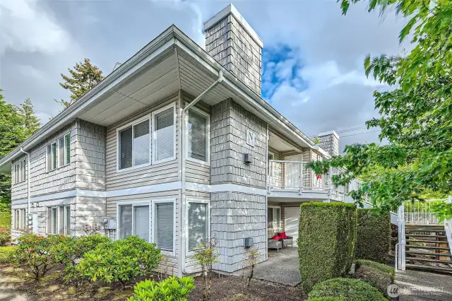 Well-appointed corner condo unit at Windsong Arbor priced to sell