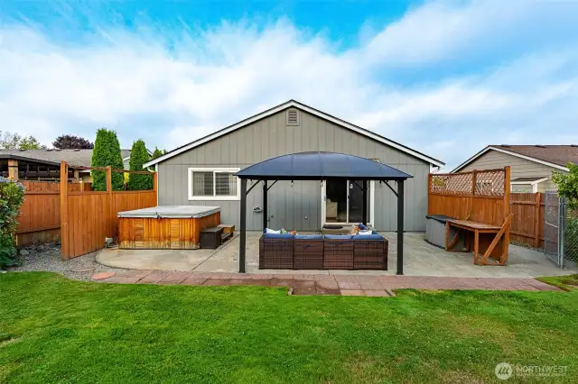This patio was made for entertaining, everyone will want to gather here!