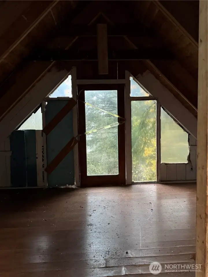 Upstairs loft space
