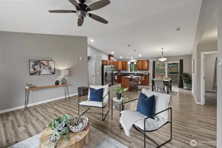 Day-to-day living or entertaining - both are easy to accomplish in your expansive great room