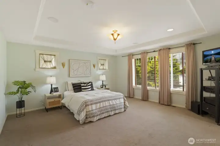 Huge primary bedroom...