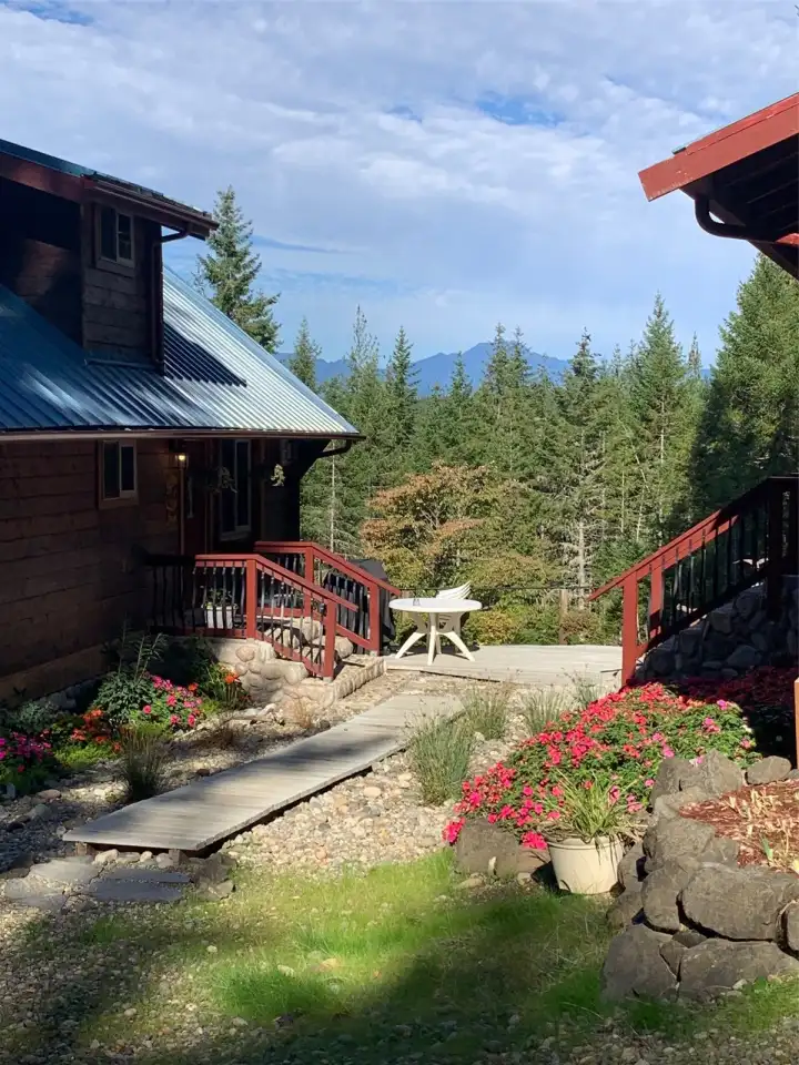 View between House and Garage in late summer