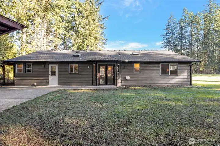 French doors leading to back patio and covered outdoor area, great for BBQ's and hosting gatherings