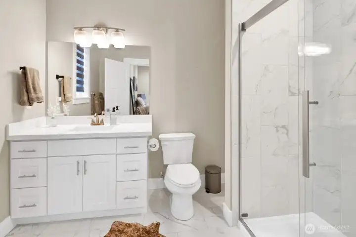 Main suite main floor bathroom