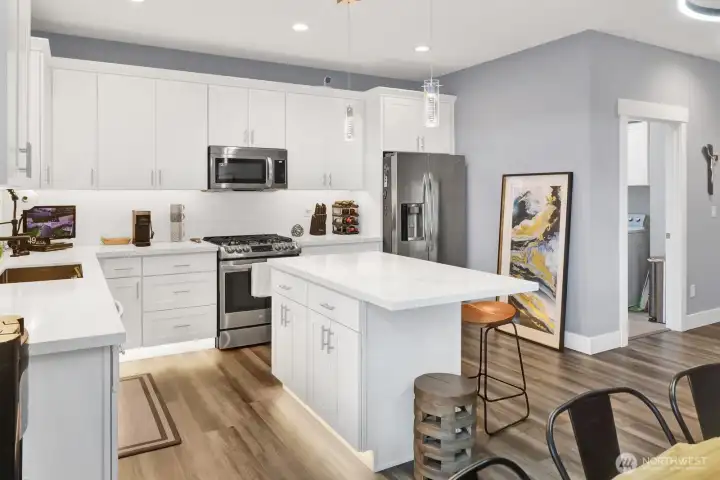 under cabinet lighting