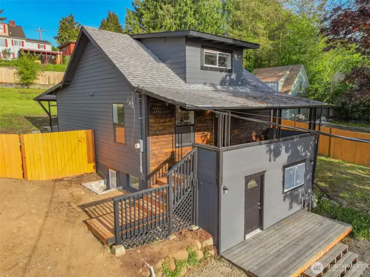 Fully remodeled 4BR, 1.75BA home in the heart of West Bremerton offering 1,558 sqft of modern, move-in ready living. Fresh interior and exterior paint, updated lighting, and a bright, inviting layout throughout. The brand new kitchen features quartz countertops and stainless steel appliances, perfect for everyday living and entertaining. Enjoy ample off-street parking and space for gardening or outdoor use. Conveniently located just minutes from the naval base, shopping, dining, coffee shops, and easy freeway access, making this an ideal home for commuters and those seeking a connected lifestyle.