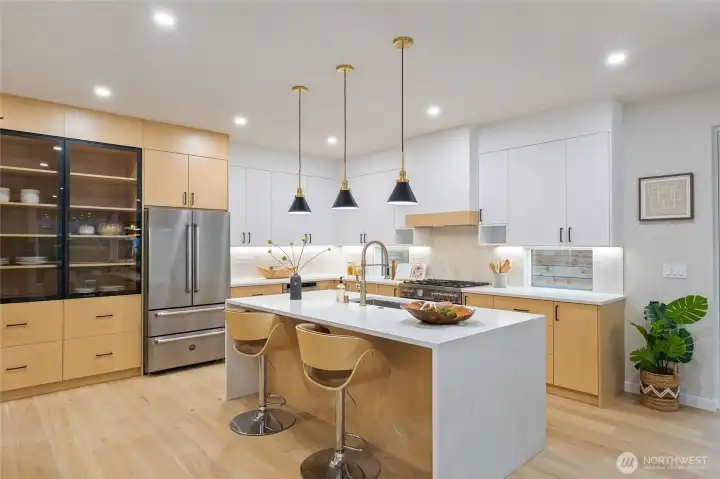 Waterfall quartz counters