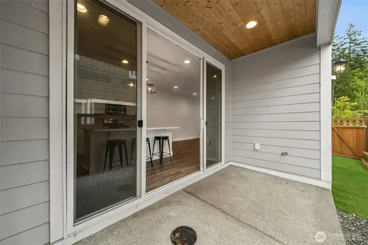 Covered patio with gas stub for bbq. Low maintenance turf in the yard too. Covered patio with gas stub for bbq. Low maintenance turf in the yard too.