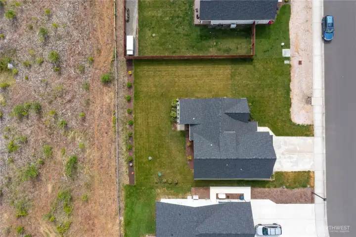 Windows to bedrooms do not look toward Nextdoor neighbors.