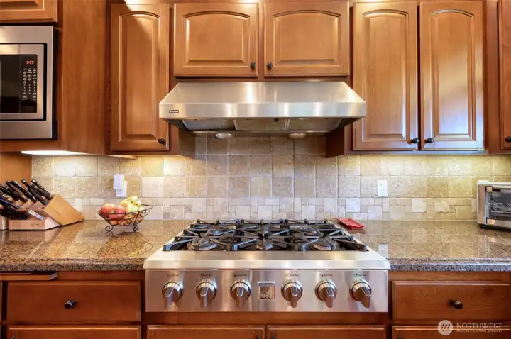 6 gas burner cooktop with range hood with warming lights 6 gas burner cooktop with range hood with warming lights