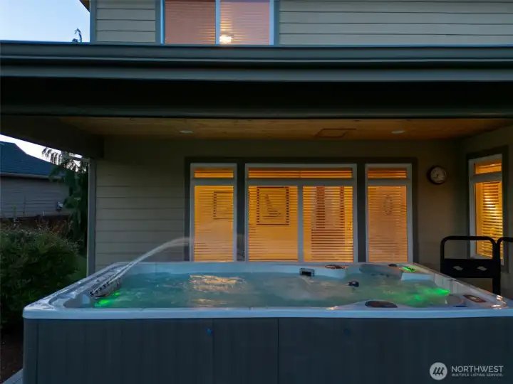 When you need to relax step into this 14 foot hydropool swim spa with all the upgrades including aromatherapy options, and jetted seats plus a fun water fall featured and different lighting options When you need to relax step into this 14 foot hydropool swim spa with all the upgrades including aromatherapy options, and jetted seats plus a fun water fall featured and different lighting options