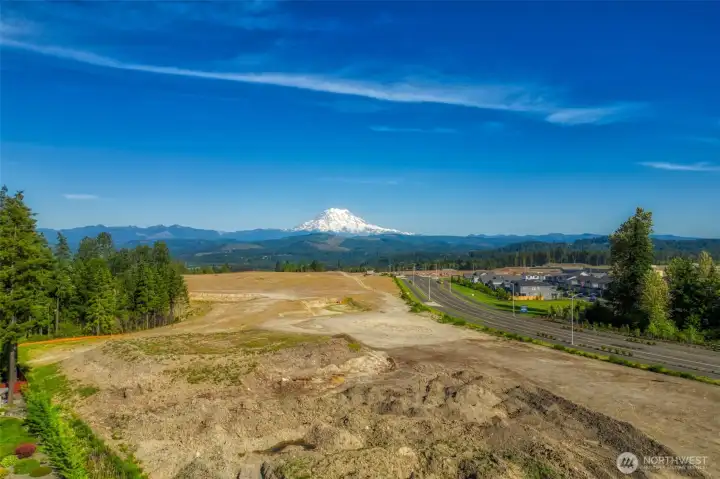 Spectacular mountain views from several areas of the home and neighborhood, lots of parks, and sidewalks Spectacular mountain views from several areas of the home and neighborhood, lots of parks, and sidewalks