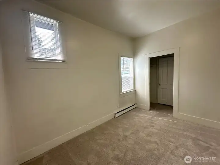 Unit 5 labeled 2520 Fulton