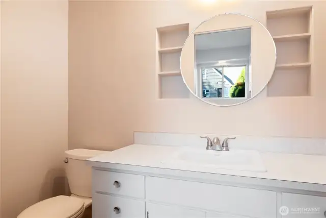1/2 Bath