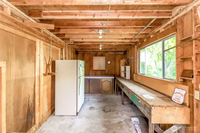 Workshop off Garage, Fridge stays!