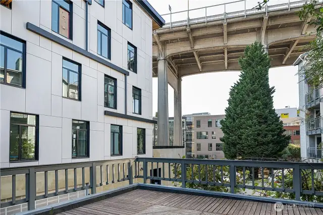 View of Aurora Bridge from the back patio. No traffic noise from inside the house.