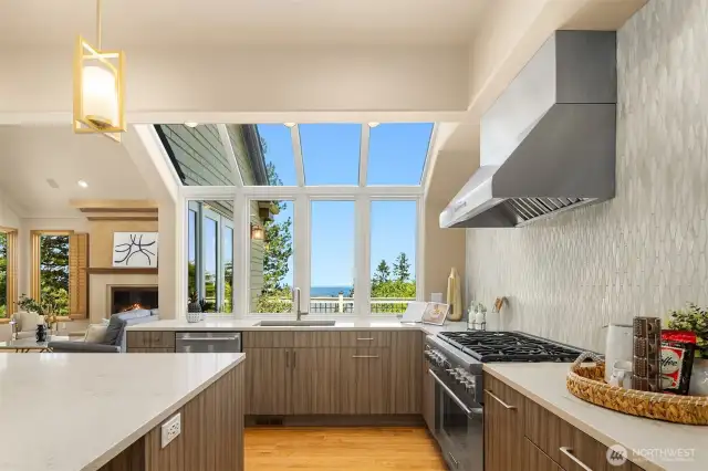 The large central window is perfectly positioned to take advantage of the view. Washing dishes is always better with a view