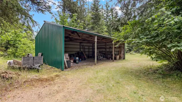 3 stall Pole Building